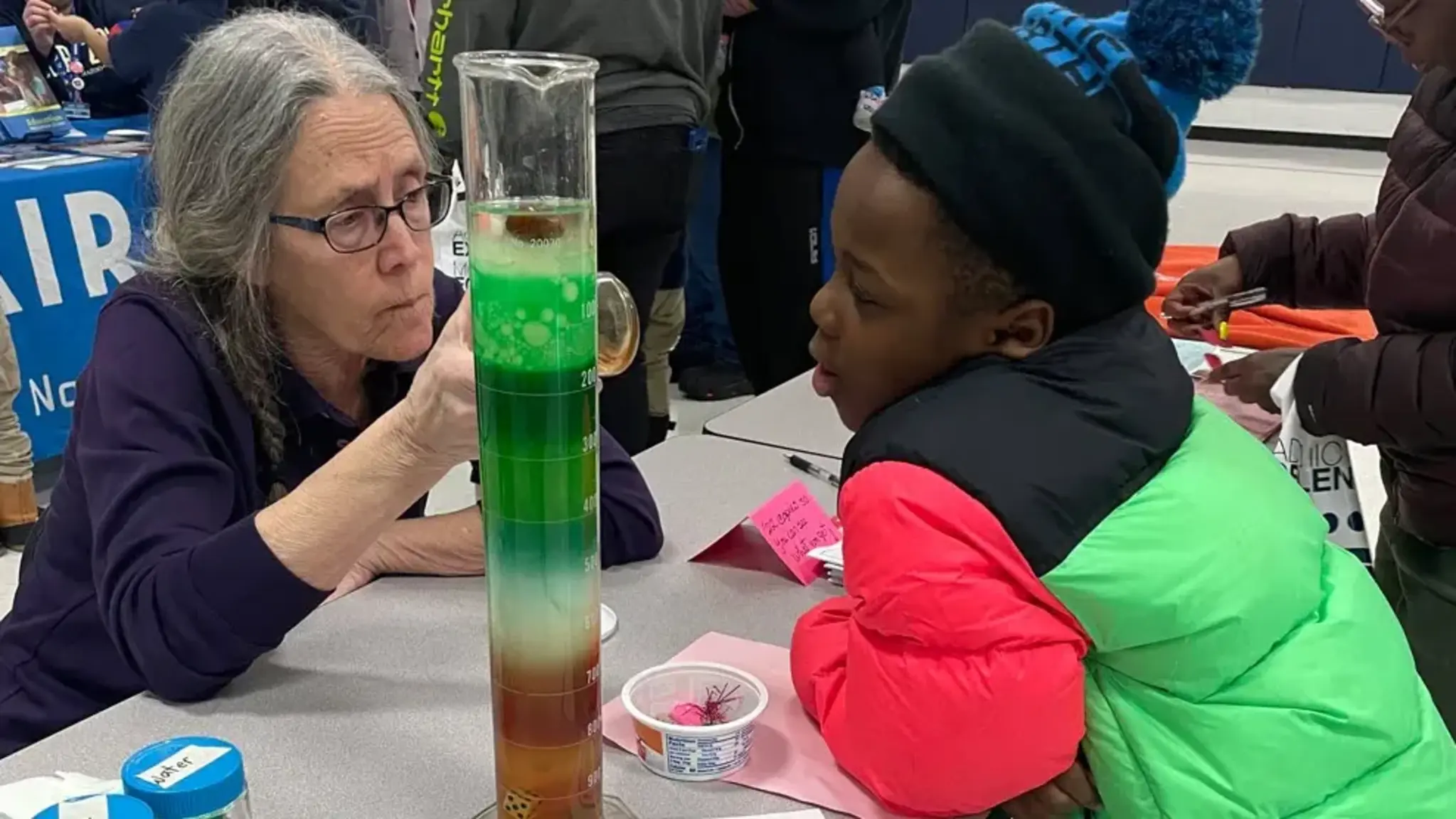 STEM Night Offers Amazing Experiments and Activities for Scholars