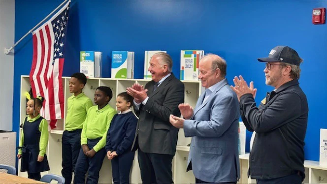 K-8 School in Detroit: Community leaders visited Pembroke Academy.