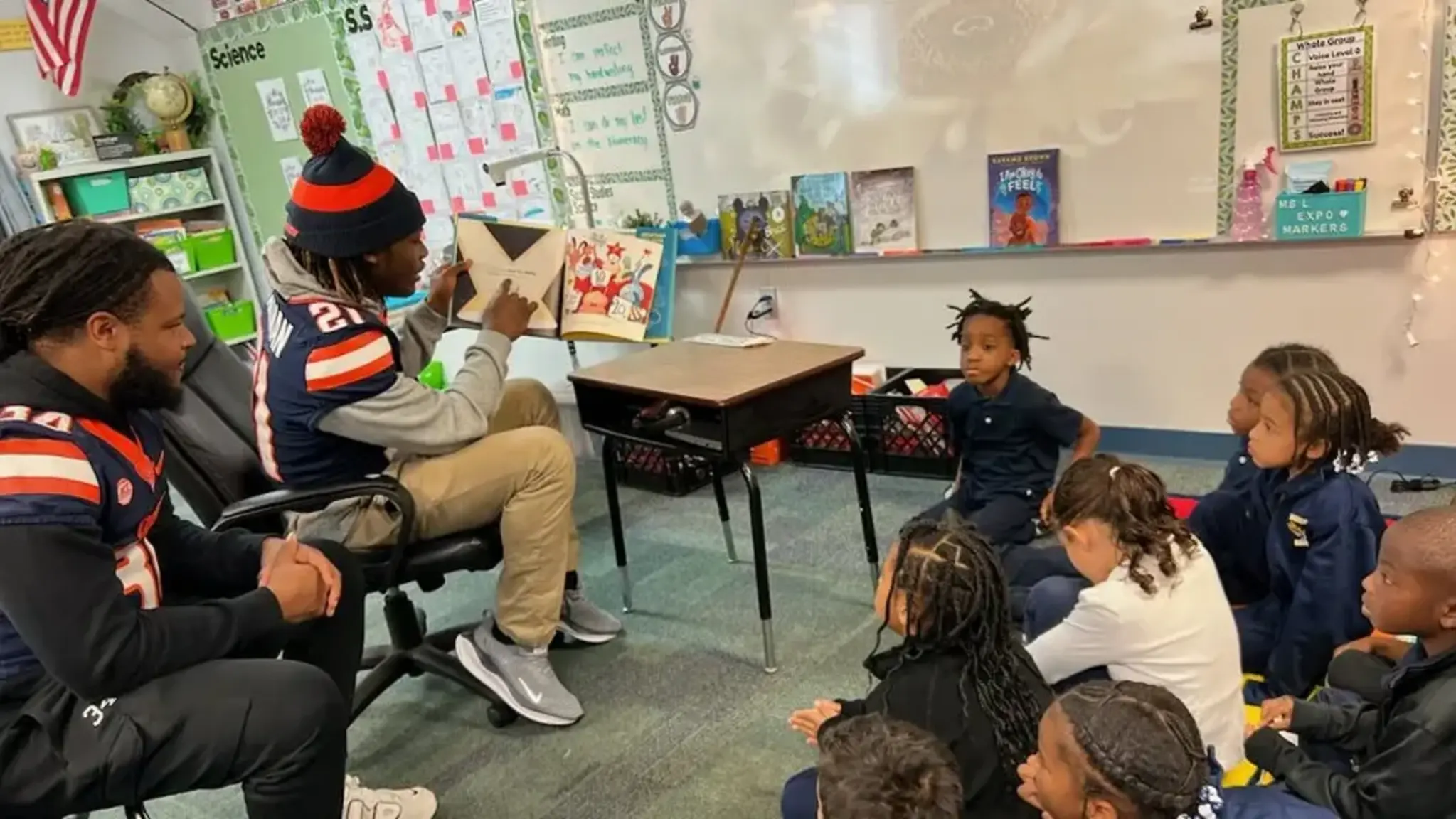 Syracuse University Football Players Read to Southside Students