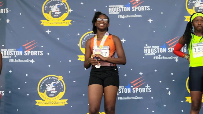 Kahlia Hart on the medal podium