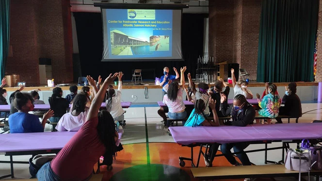 Great Lakes Education and Outreach Specialist&nbsp;Elizabeth Christiansen presenting to students.