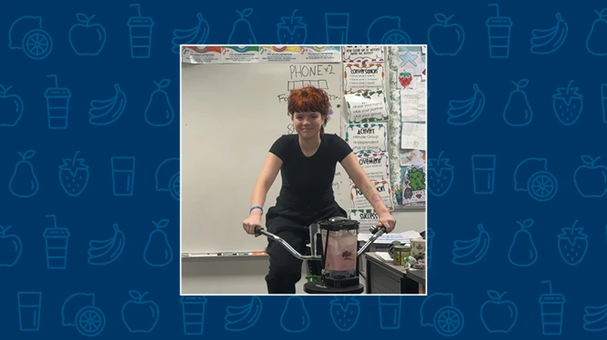 Y5-8 School in Walker: Food Science Elective Students Make Smoothies from Bicycle