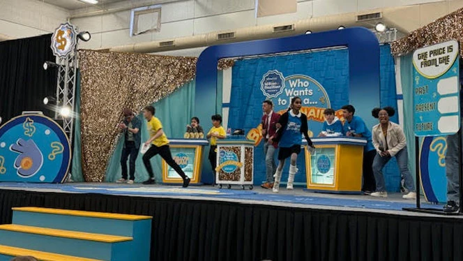 Landmark students playing "Price is Right" type games.