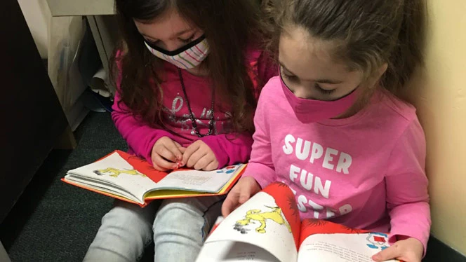 Eagle Crest students reading