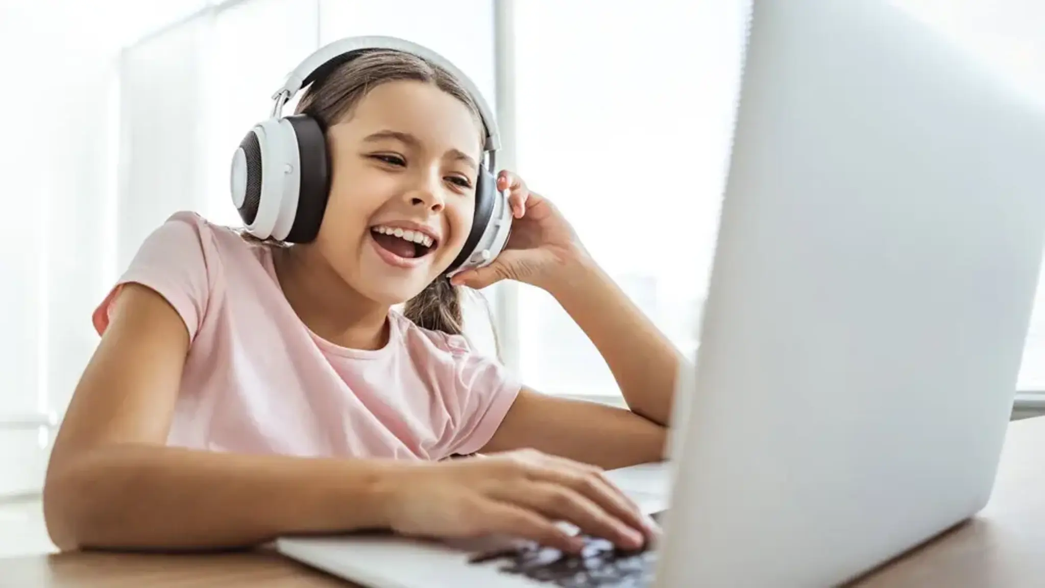 Michigan Charter School Network Fills a Need with Fully Virtual School
