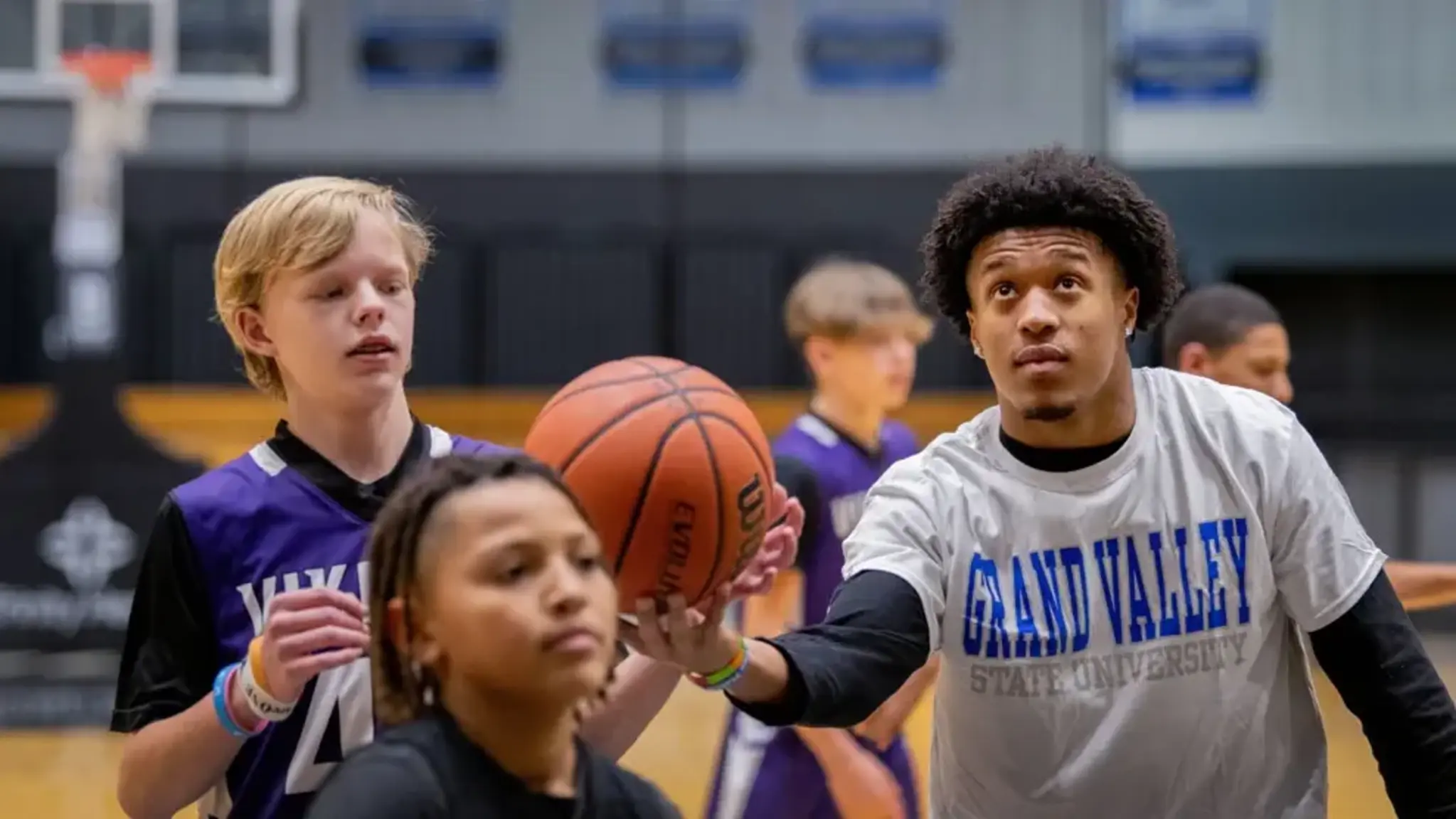 Vanguard Basketball Players Show Their Stuff on the Big Stage