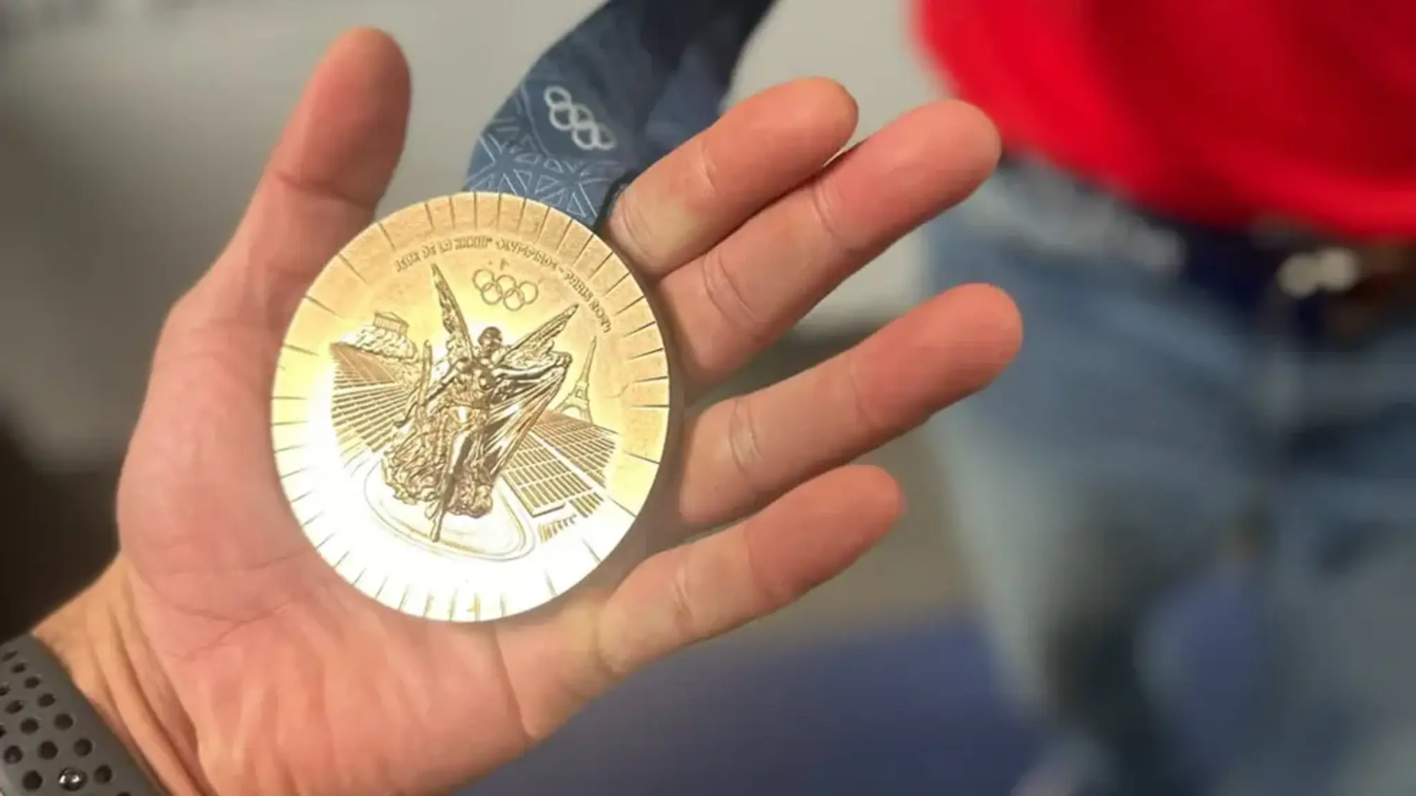 Olympic Medalist Offers Words of Encouragement to Ridge Park Students
