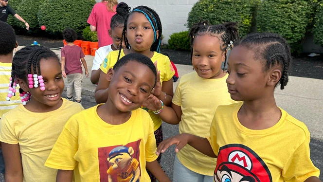 Buffalo United students wearing class colors.