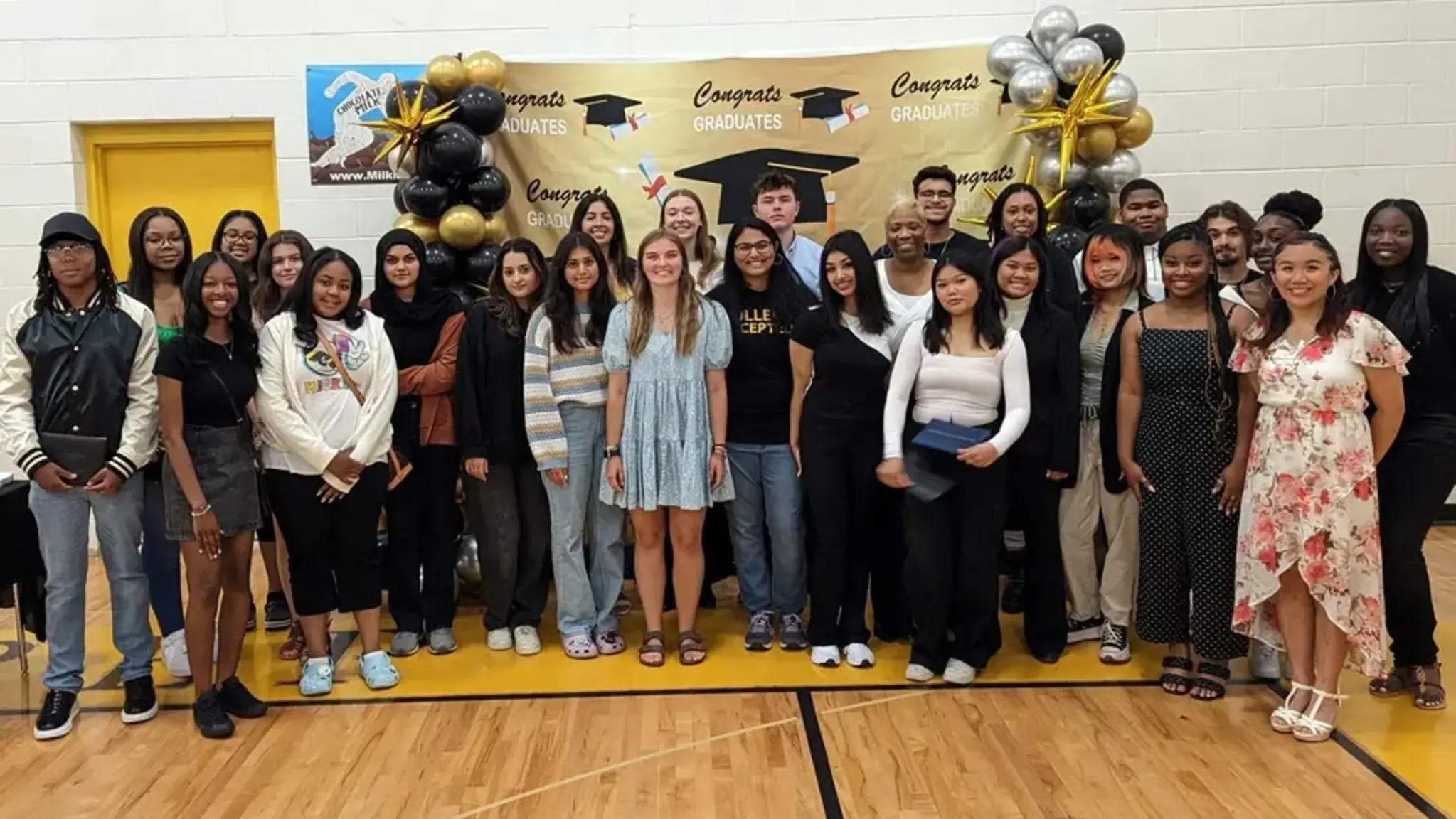 21 Canton Prep Students Graduate with Diploma and Associate Degree