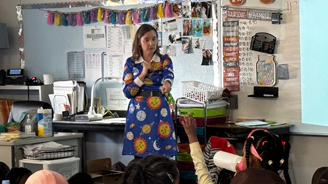 Y5-8 School in Grand Rapids: Ridge Park students got hands-on with science.