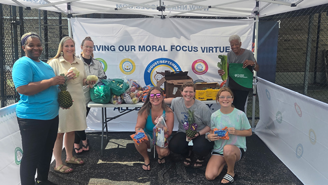 K-8 School in Cincinnati: Alliance Academy of Cincinnati Hosts Produce Pop-up on its Front Lawn