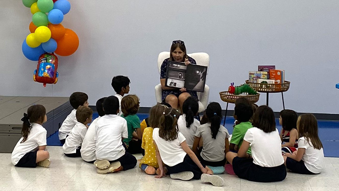 K-8 School in Apex: Apex Mayor visits Peak Charter Academy.