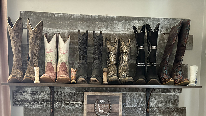 K-8 School in Winston-Salem: Previous Forsyth Academy principal celebrates 26 years with NHA.