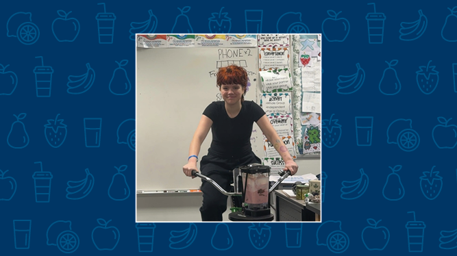 Y5-8 School in Walker: Food Science Elective Students Make Smoothies from Bicycle