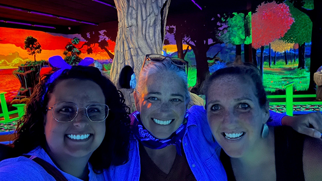 Y5-8 School in Belmont: Jennifer Carlson, middle school teacher at Chandler Woods, celebrates 25 years of teaching at NHA.