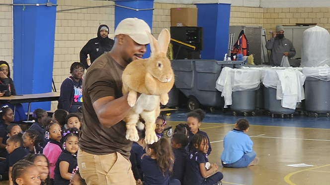 K-8 School in Detroit: Detroit Premier kindergarten and first graders got to experience Earth's creatures.