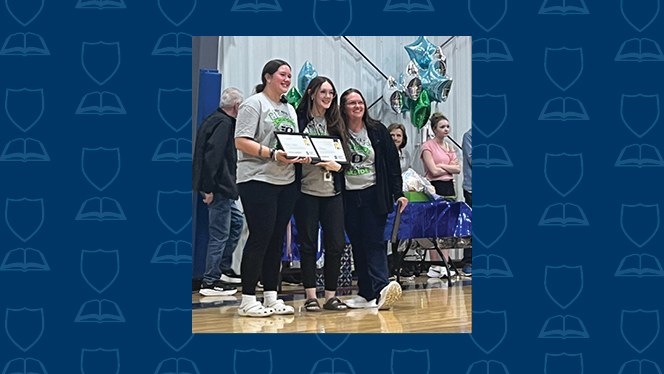 Y5-12 School in Waterford: Oakside Prep fifth grade teacher wins Excellence in Teaching Award.
